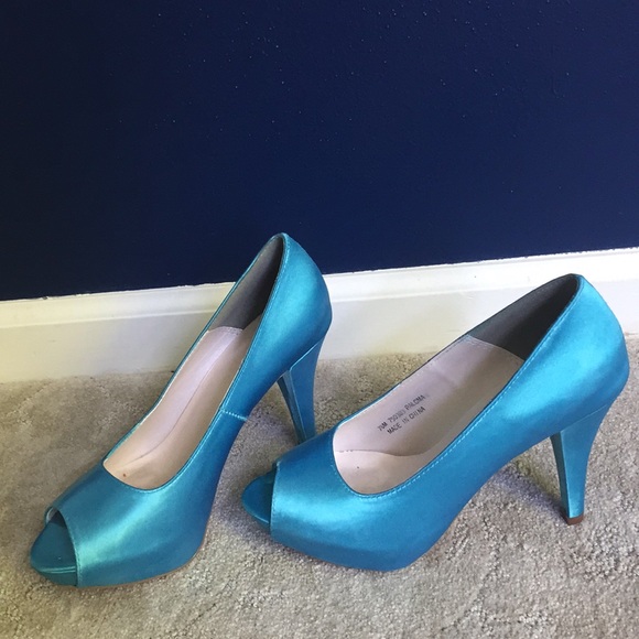blue bridesmaid shoes